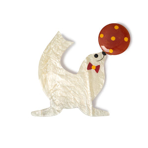 Pavone brooch store